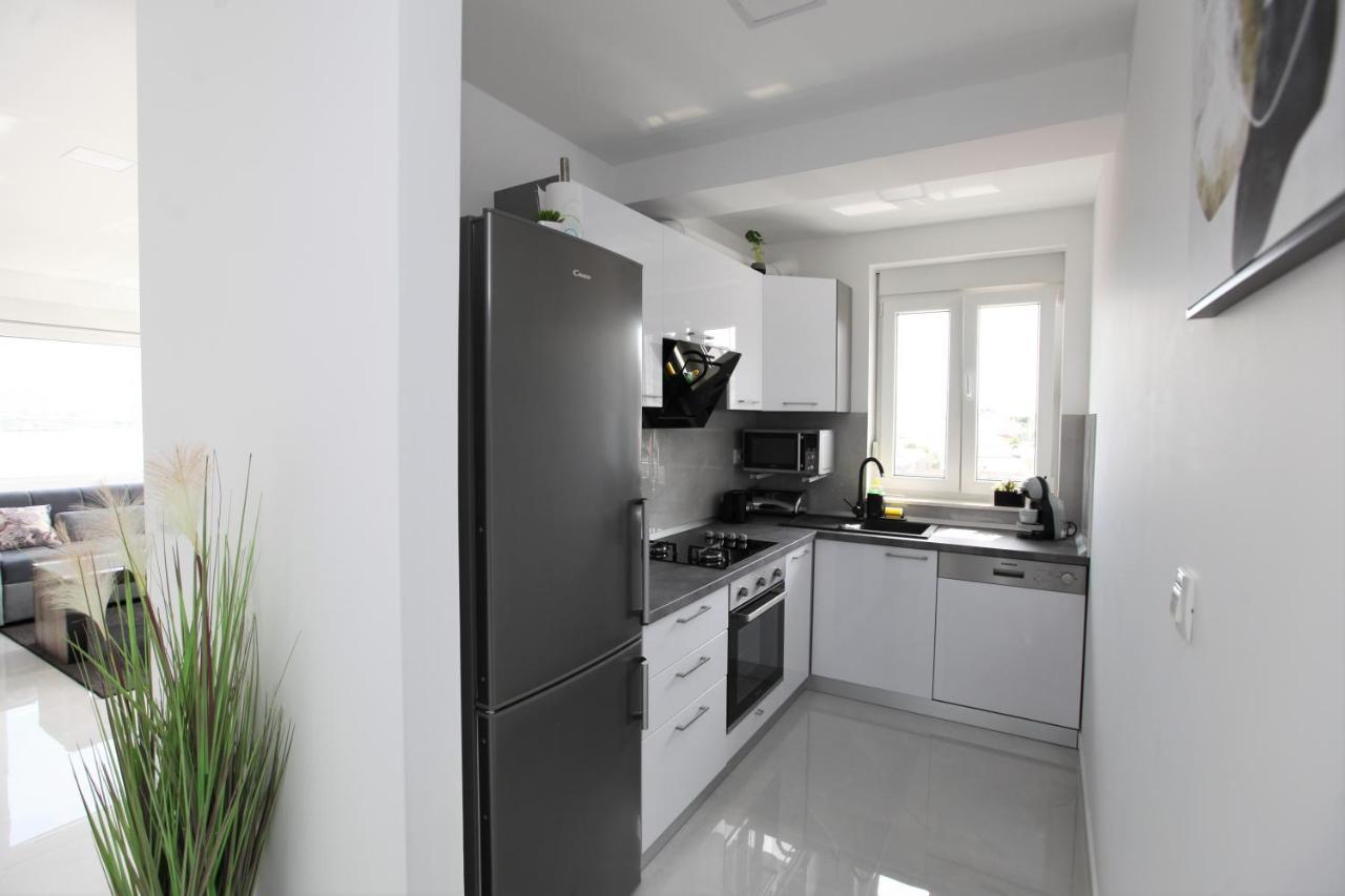 Apartmani Ive Trogir Exterior foto