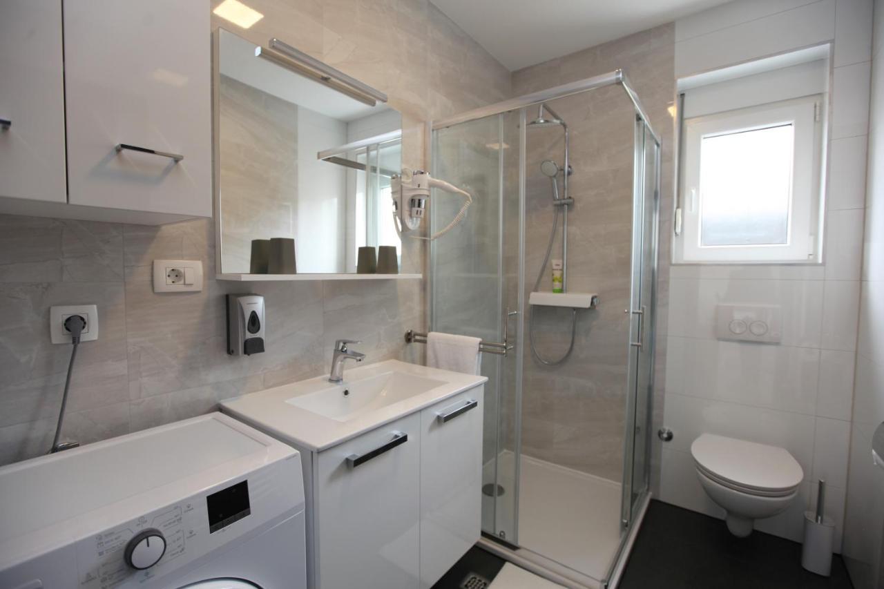 Apartmani Ive Trogir Exterior foto